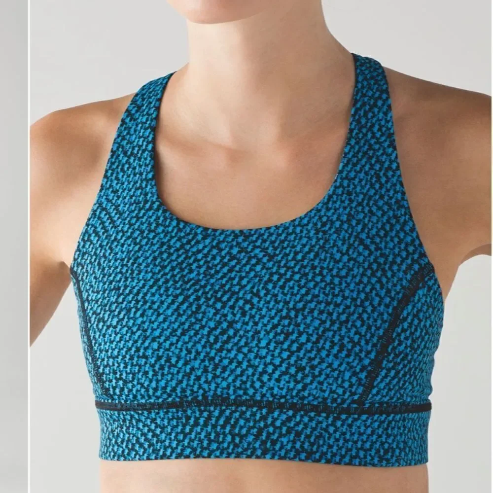 Lululemon Circuit Breaker Bra Scatter Star Beach Blanket Blue Black
